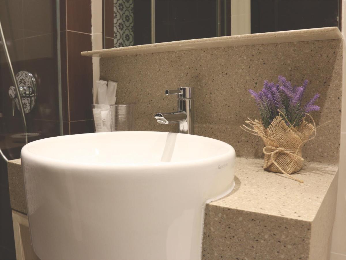 Aqueen Prestige Hotel Lavender Singapur Dış mekan fotoğraf