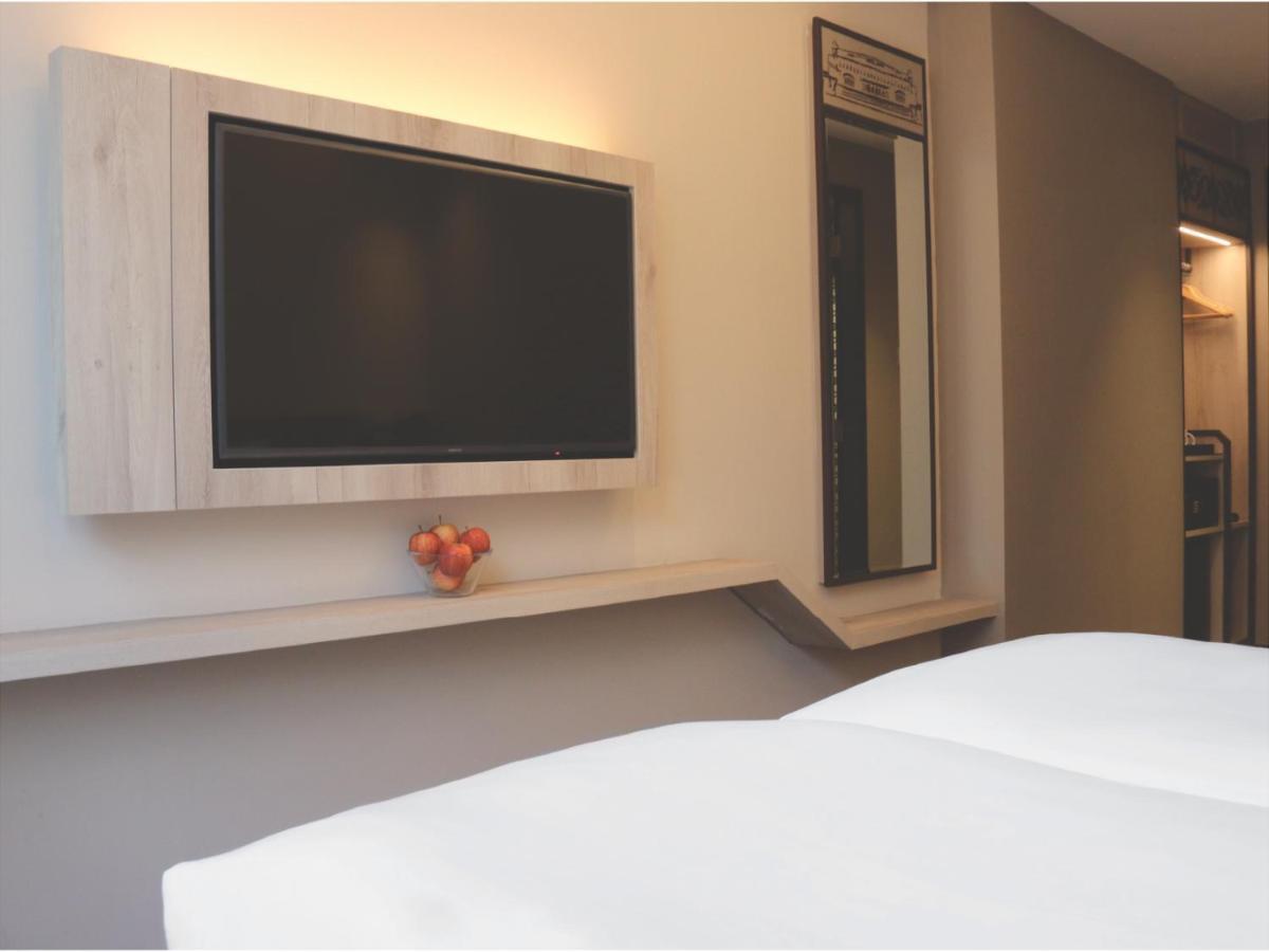 Aqueen Prestige Hotel Lavender Singapur Dış mekan fotoğraf
